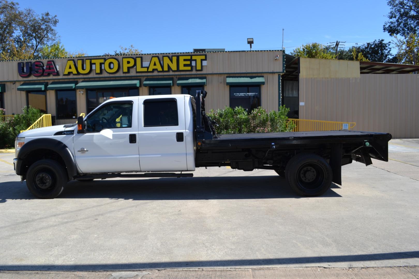 2013 WHITE Ford F550 with an POWERSTROKE 6.7L DIESEL engine, AUTOMATIC transmission, located at 9172 North Fwy, Houston, TX, 77037, (713) 910-6868, 29.887470, -95.411903 - Photo#7